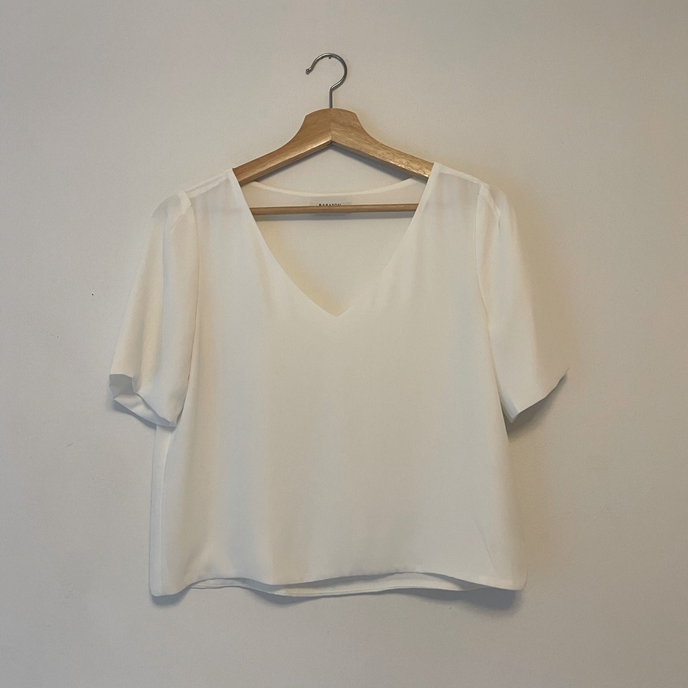 Aritzia Babaton Randy White V-Neck Blouse